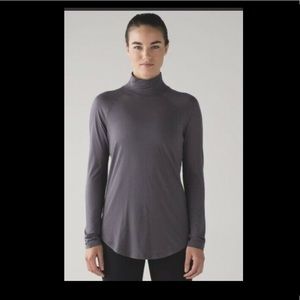 Lululemon Locarno turtleneck long sleeve